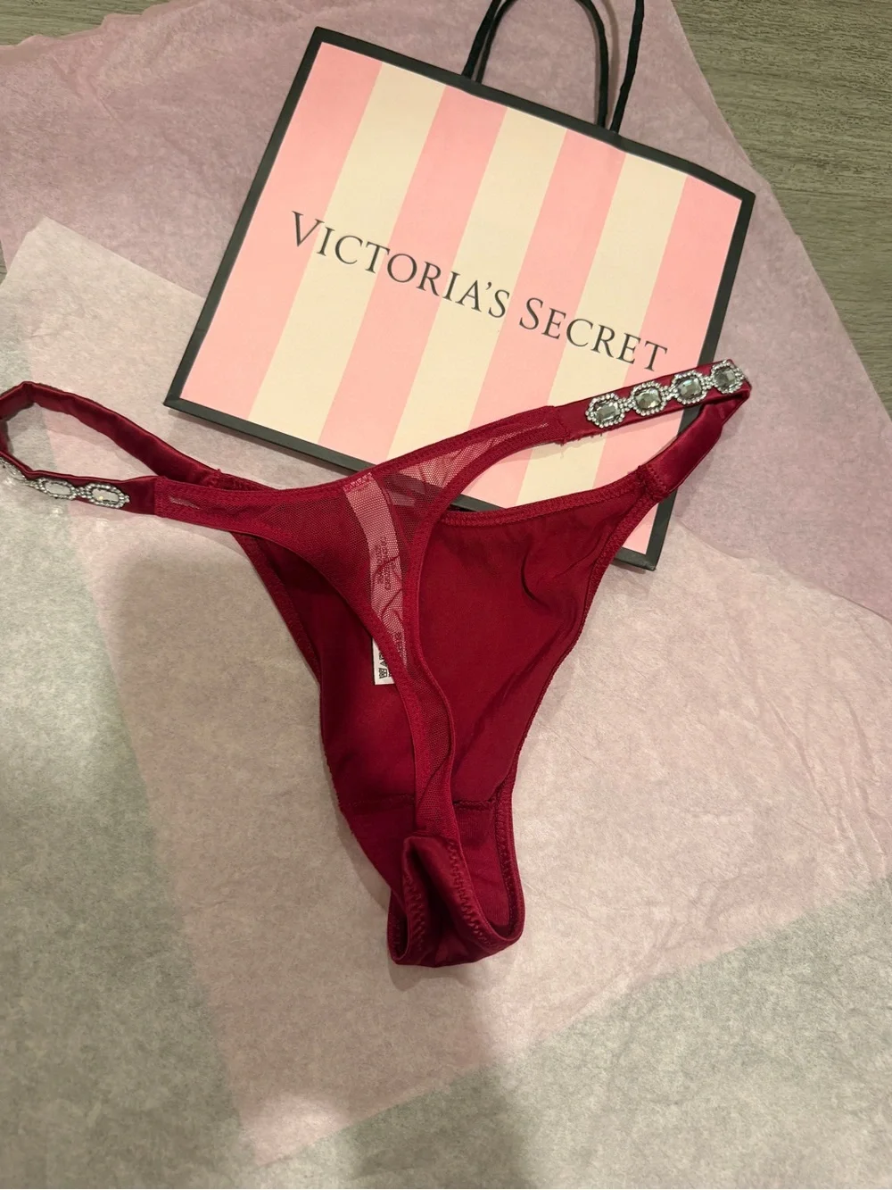 NWT Victoria's Secret S Thong PINK claret Red JEWELED silver Crystal SHINE STRAP